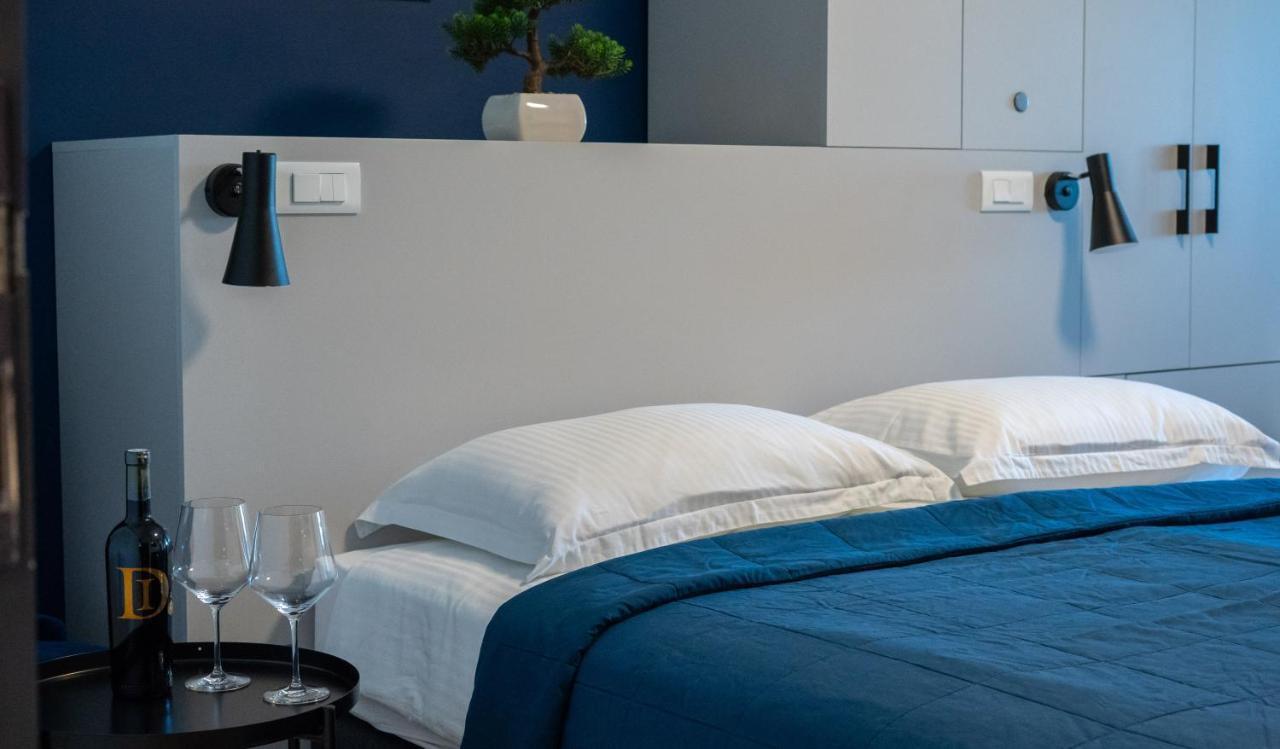 Hotel Blue